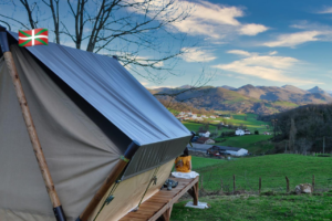 Séjour famille en écolodge – 5 jours entre pastoralisme et culture basque
